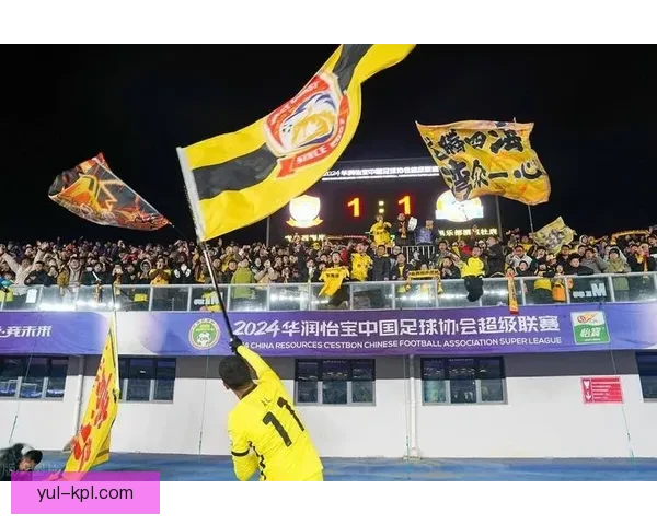 中超升班马票贵 球迷门口抗议