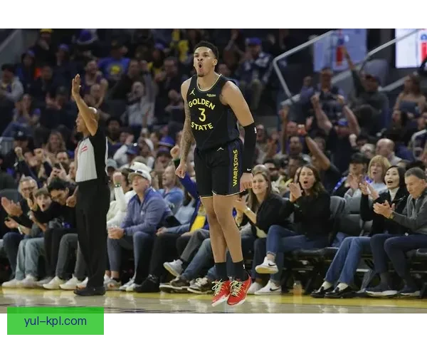 勇士八人得分上双大胜灰熊 霍福德达成15000分